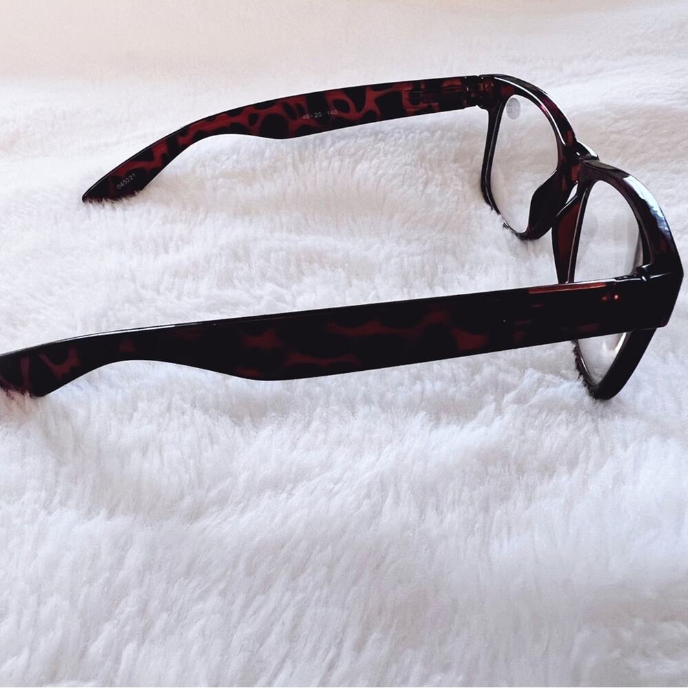 Tyler Brown Rectangular Reader Glasses - Picture 8 of 10
